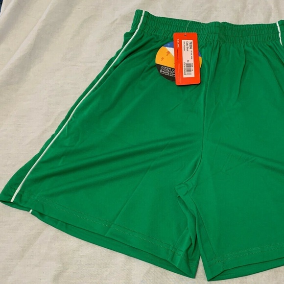 💐💐💐 NWT KELME MENS SOCCER ATHLETIC SHORTS SIZE S.  💐💐💐 - Picture 2 of 8